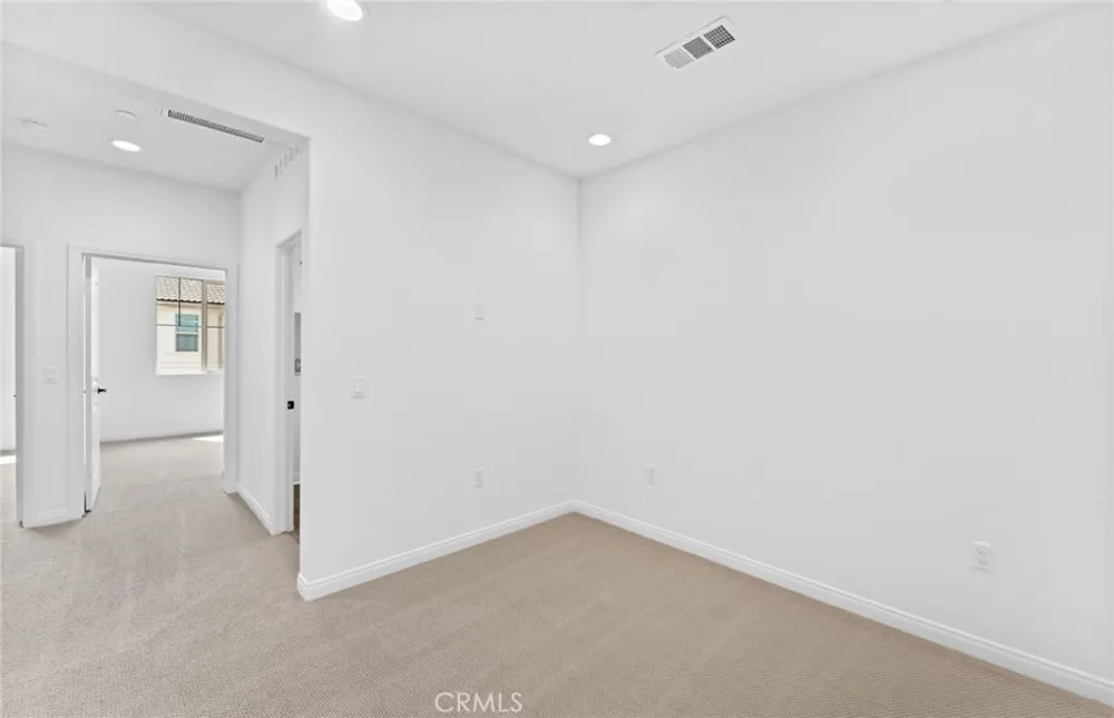 4243 East Honeybee Paseo Ontario, CA 91761