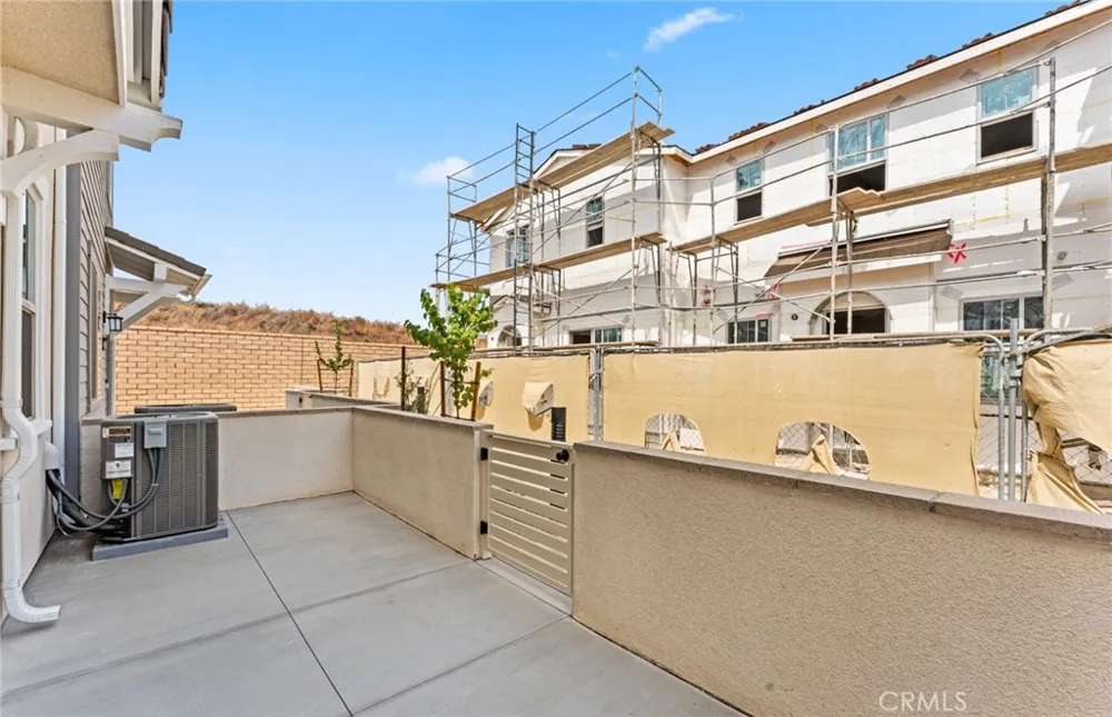 4243 East Honeybee Paseo Ontario, CA 91761