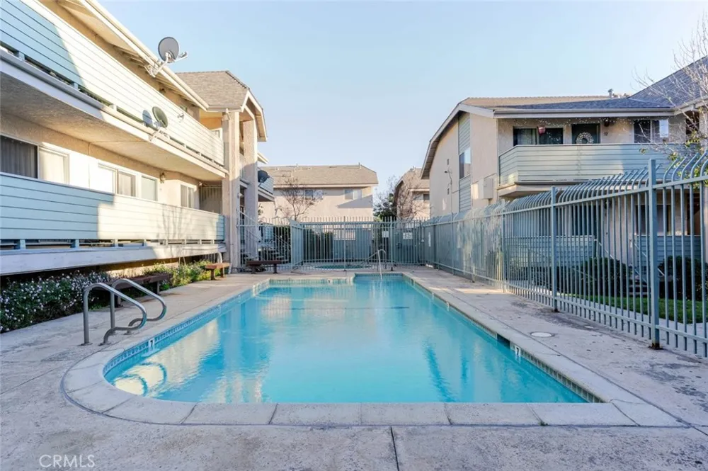 13100 Bromont Avenue #11 Sylmar, CA 91342