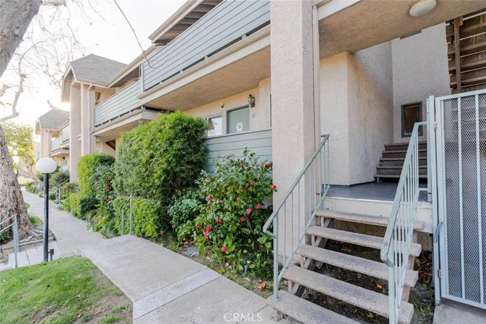 13100 Bromont Avenue #11 Sylmar, CA 91342
