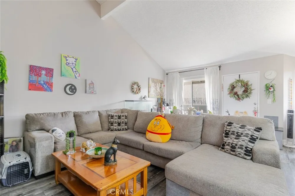 13100 Bromont Avenue #46 Sylmar, CA 91342