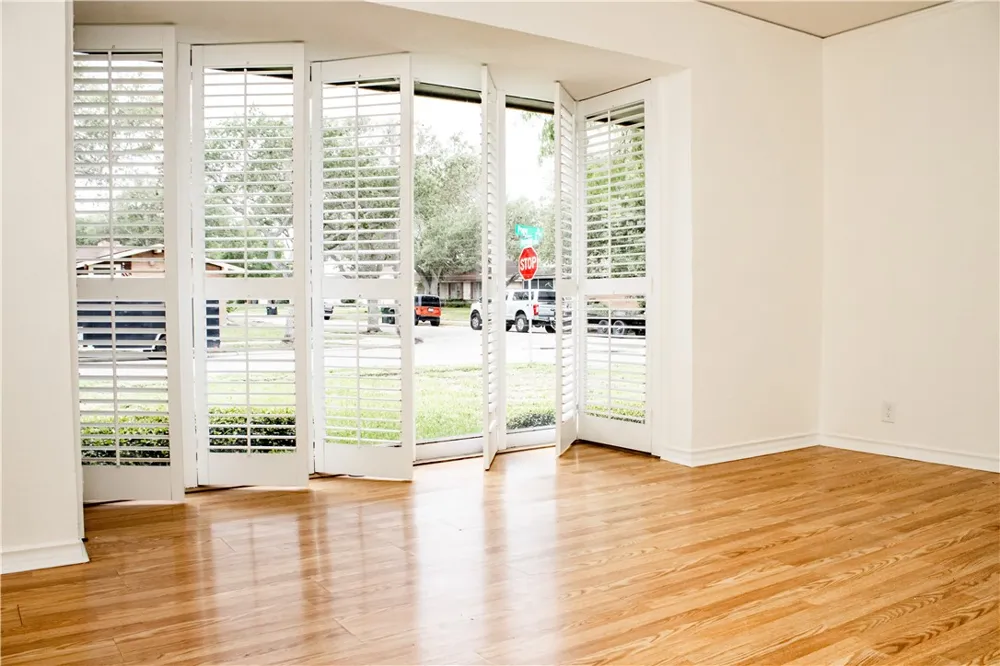 3722 Pope Drive Corpus Christi, TX 78411