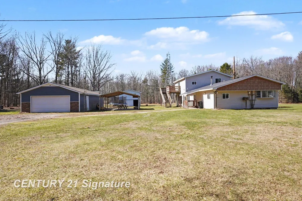 7154 Barkley Road Tuscola Township, MI 48768
