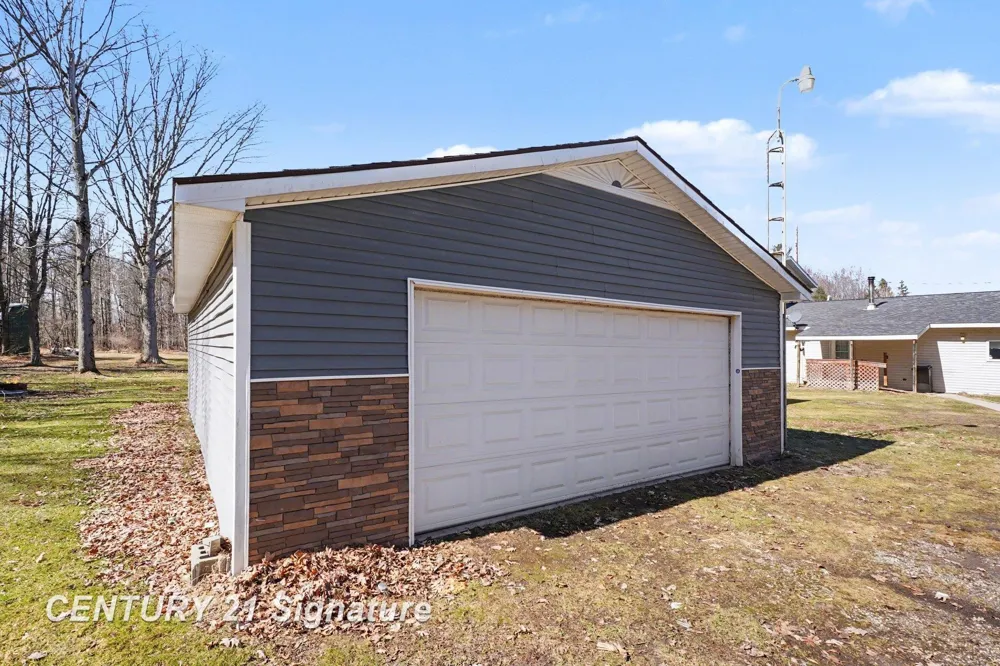 7154 Barkley Road Tuscola Township, MI 48768