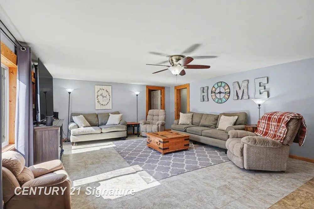 7154 Barkley Road Tuscola Township, MI 48768