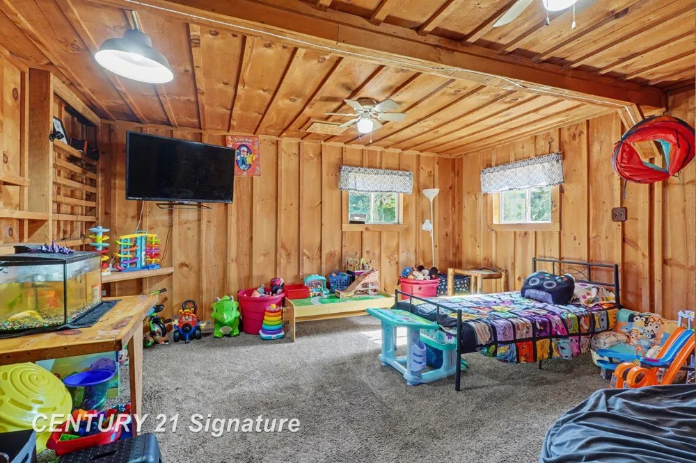 7154 Barkley Road Tuscola Township, MI 48768