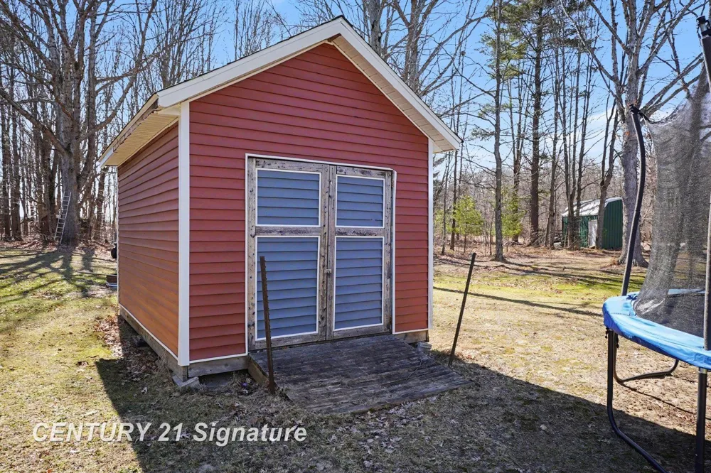 7154 Barkley Road Tuscola Township, MI 48768