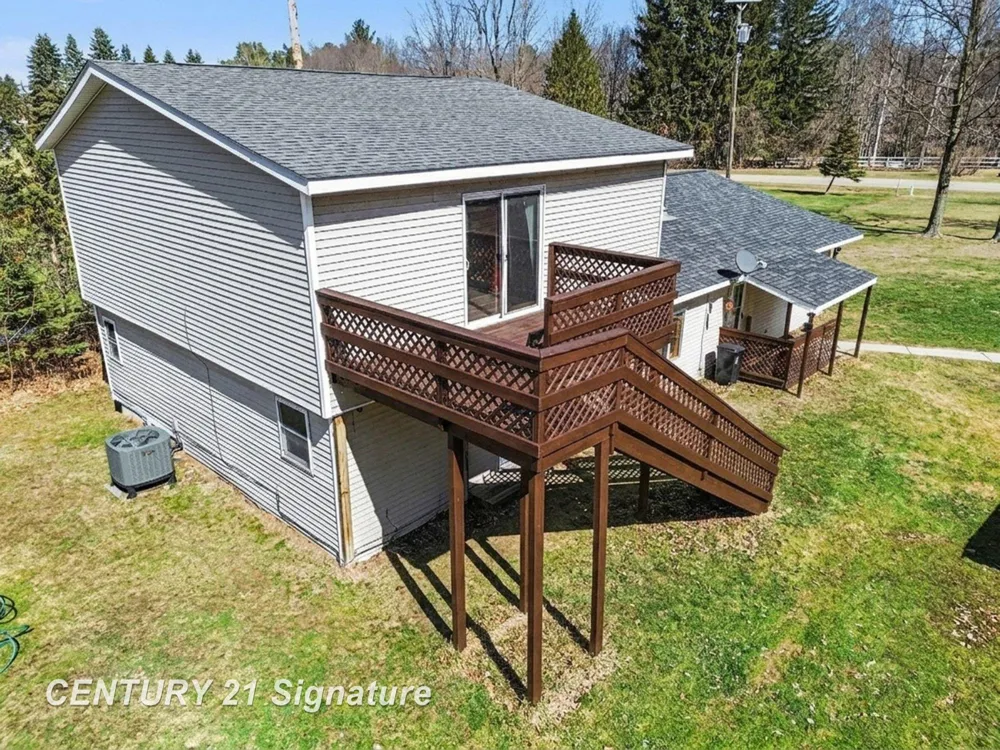 7154 Barkley Road Tuscola Township, MI 48768