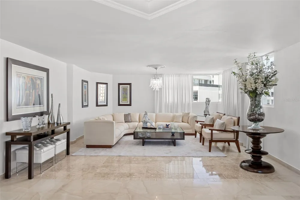 10 Rosa ISLA VERDE #PH-5 Carolina, PR 00979