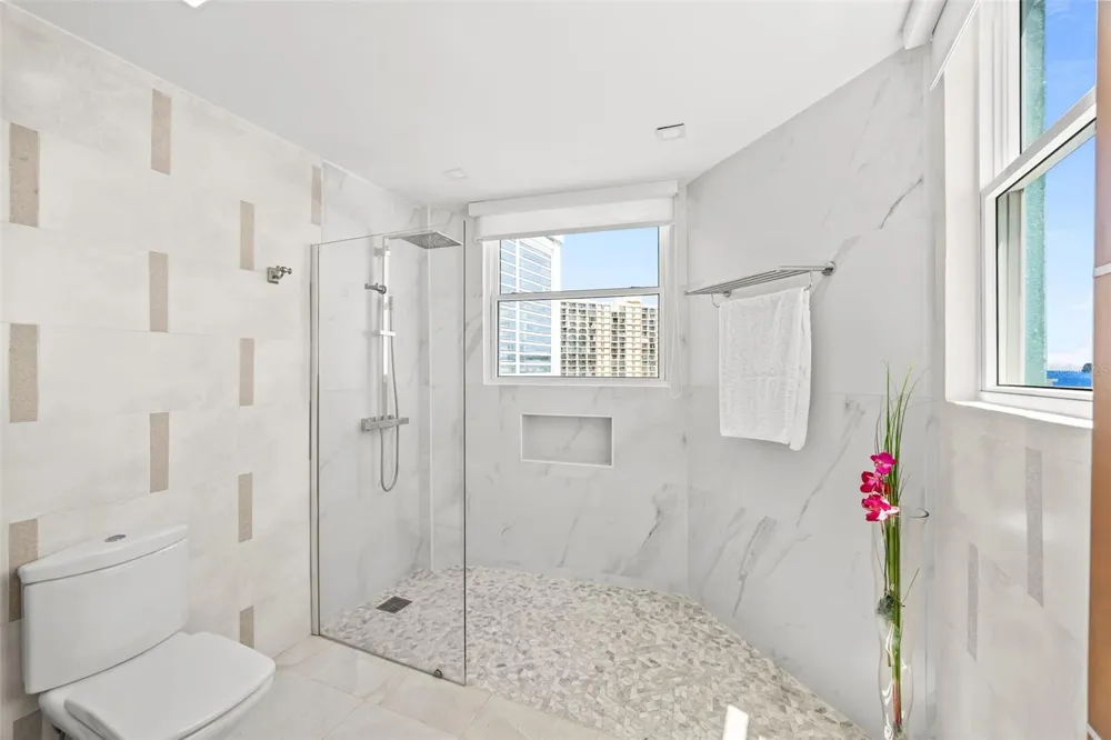 10 Rosa ISLA VERDE #PH-5 Carolina, PR 00979