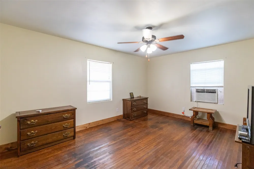 640 Ground Street Moran, TX 76464