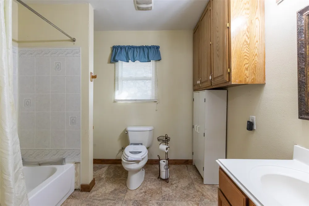 640 Ground Street Moran, TX 76464