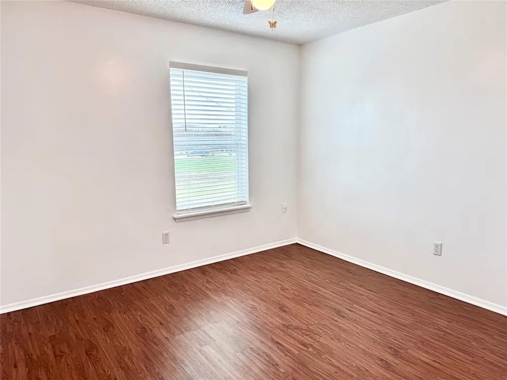 441 SW Thomas Street #D Burleson, TX 76028