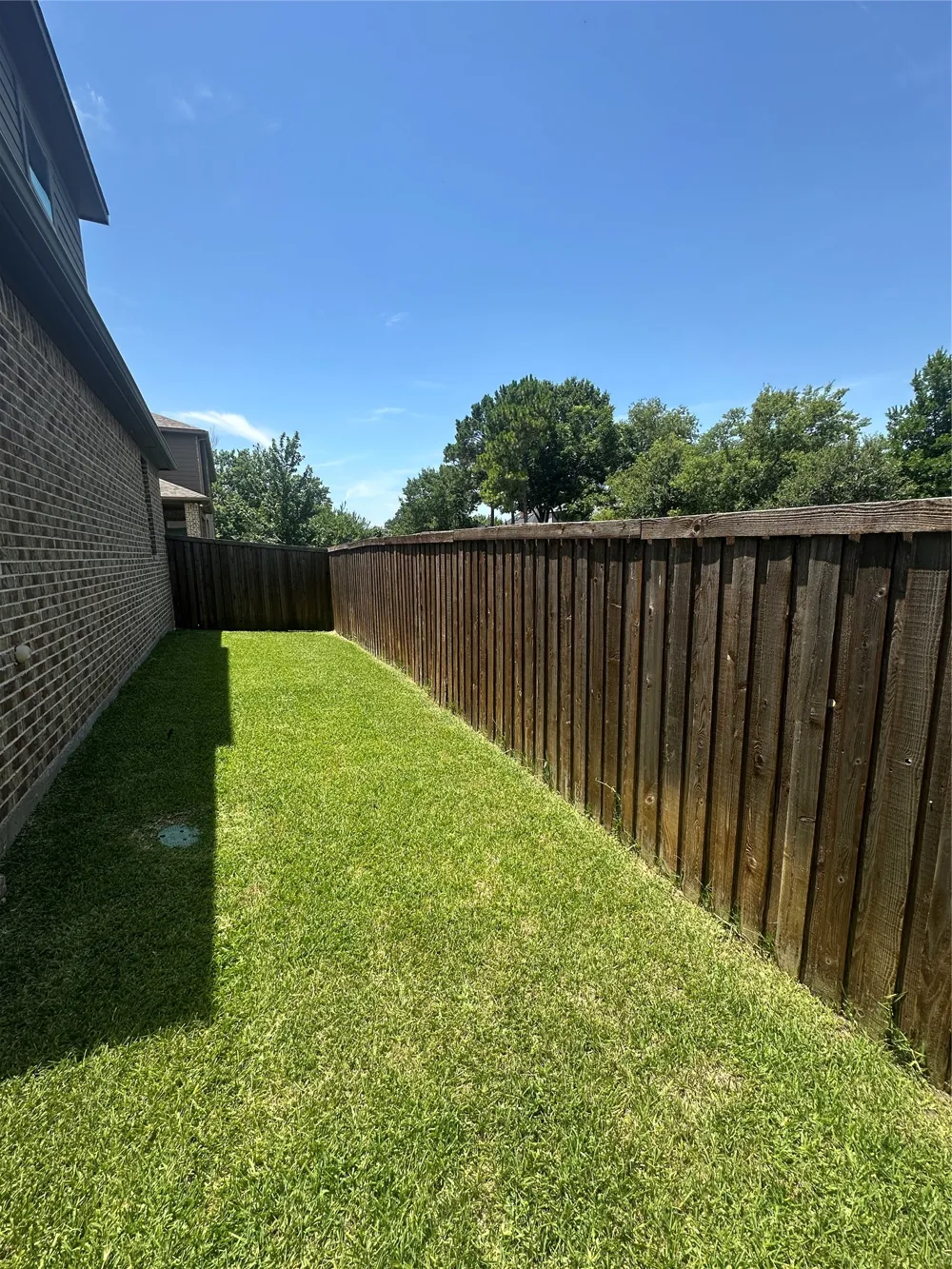 3809 brookridge Court Bedford, TX 76021