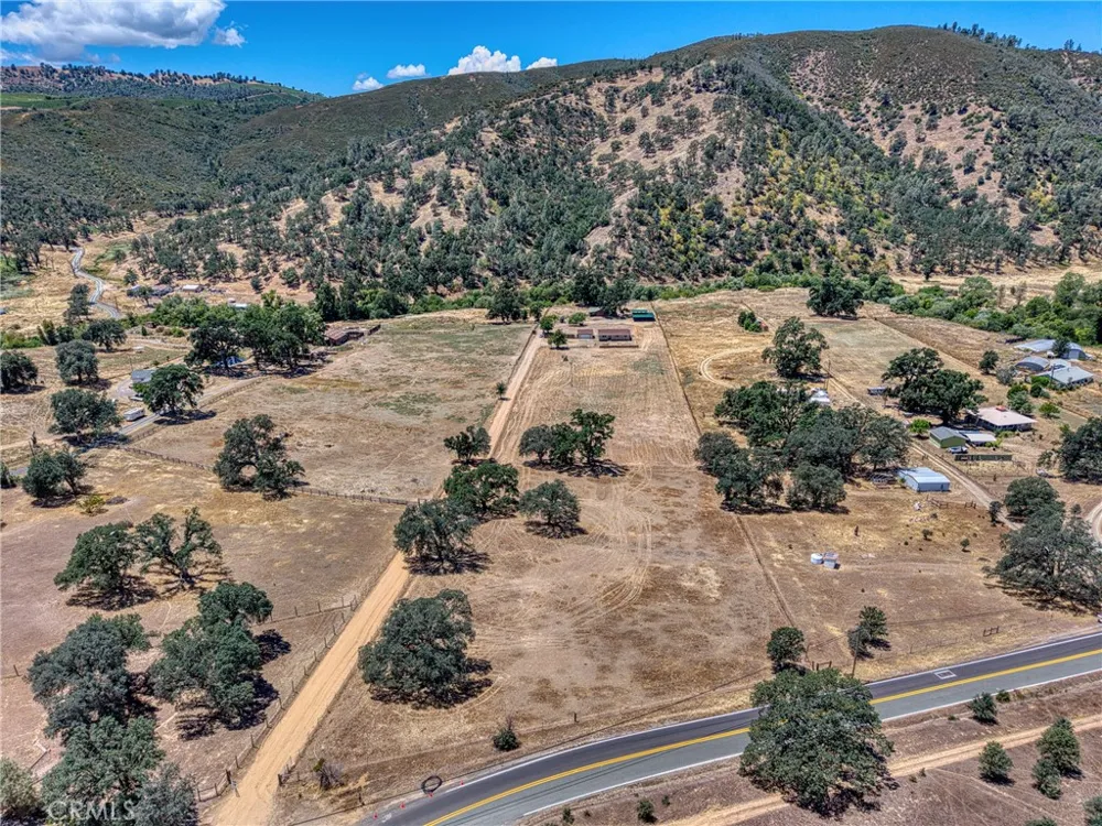 1603 New Long Valley Clearlake Oaks, CA 95423