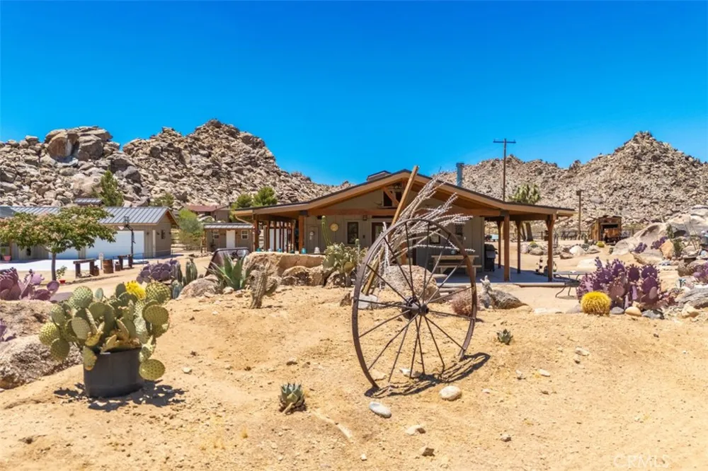 63436 Doggie Joshua Tree, CA 92252
