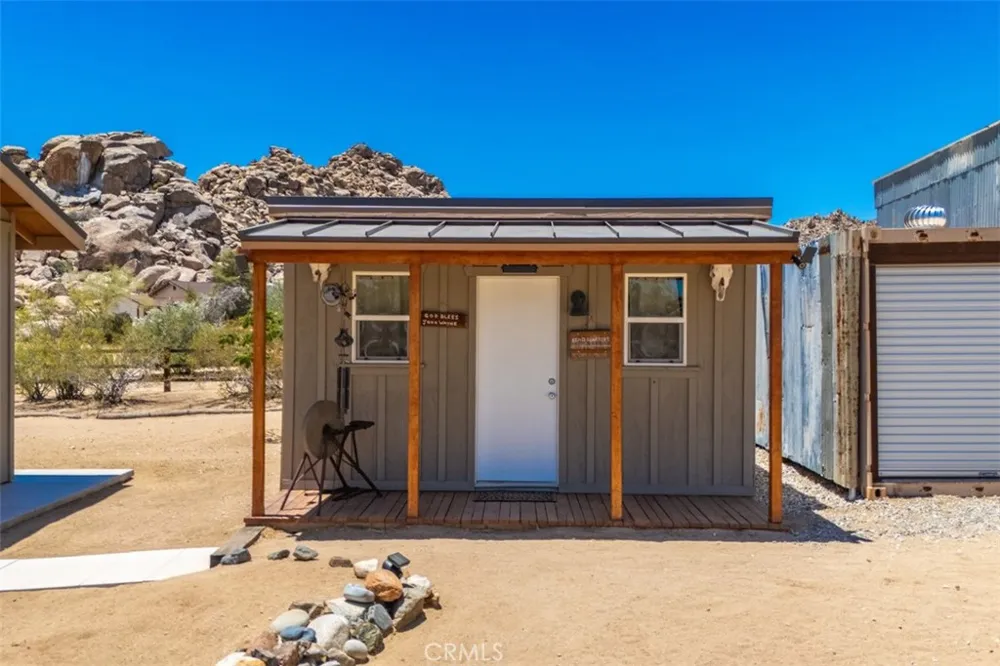 63436 Doggie Joshua Tree, CA 92252