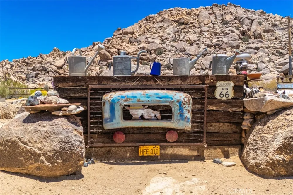 63436 Doggie Joshua Tree, CA 92252