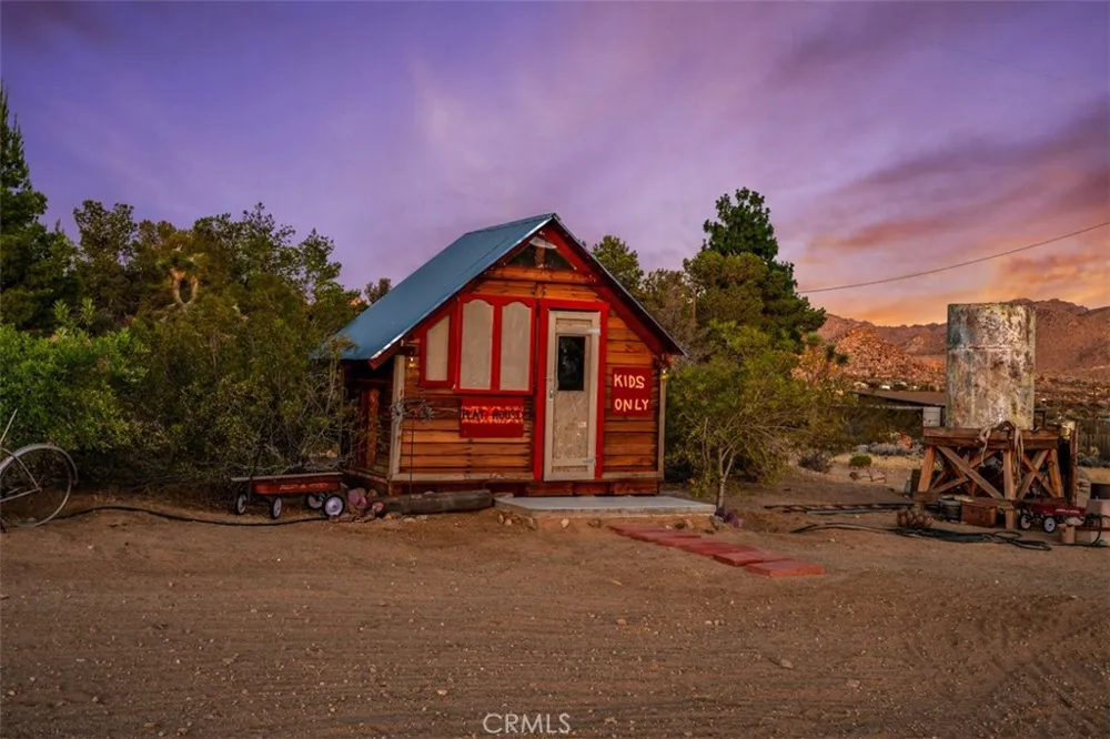 63436 Doggie Joshua Tree, CA 92252