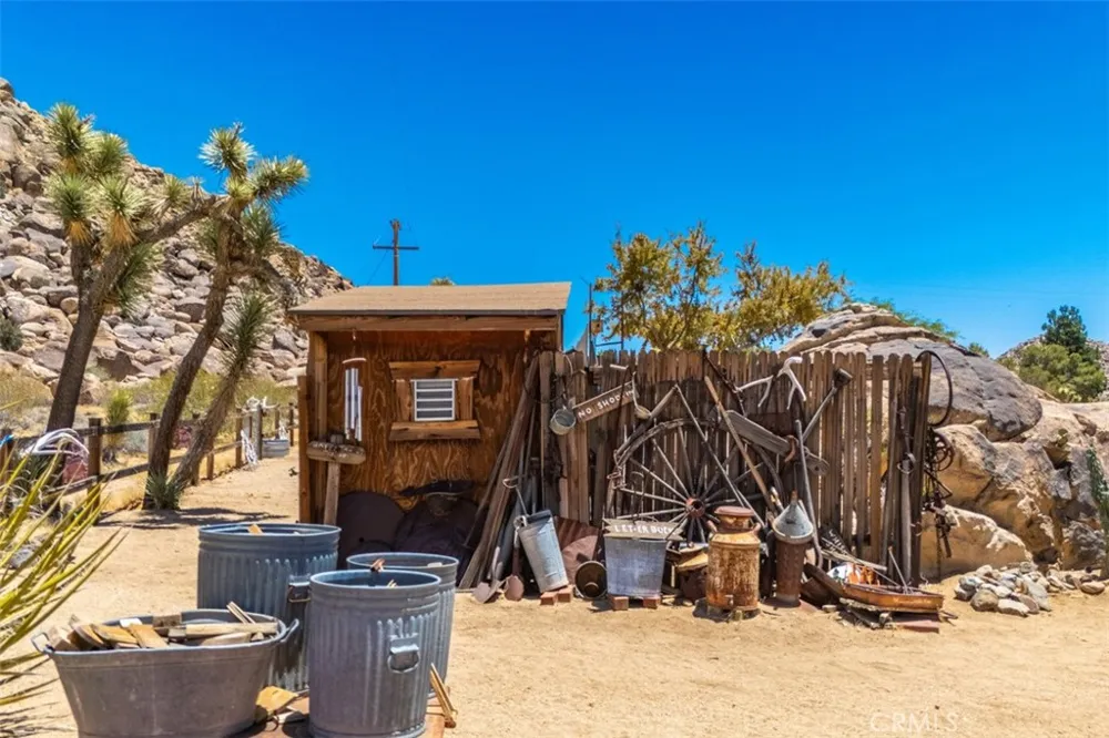 63436 Doggie Joshua Tree, CA 92252