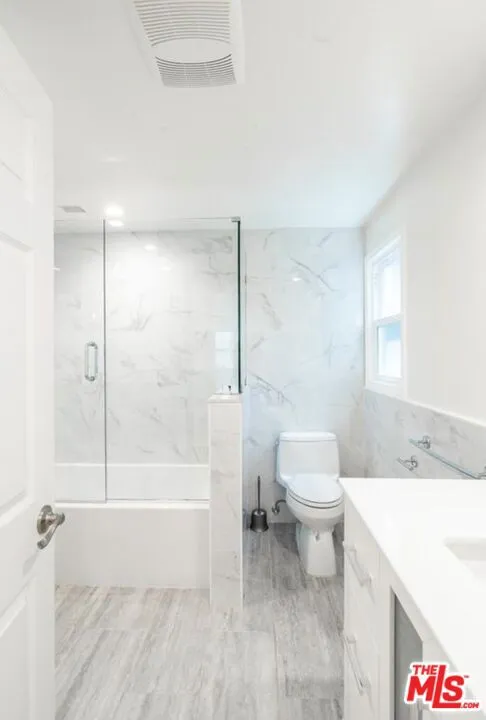 2201 Coldwater Canyon Drive Beverly Hills, CA 90210