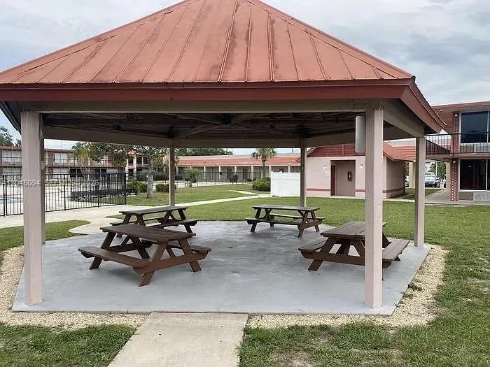 43420 highway 27 #324 Davenport, FL 33837