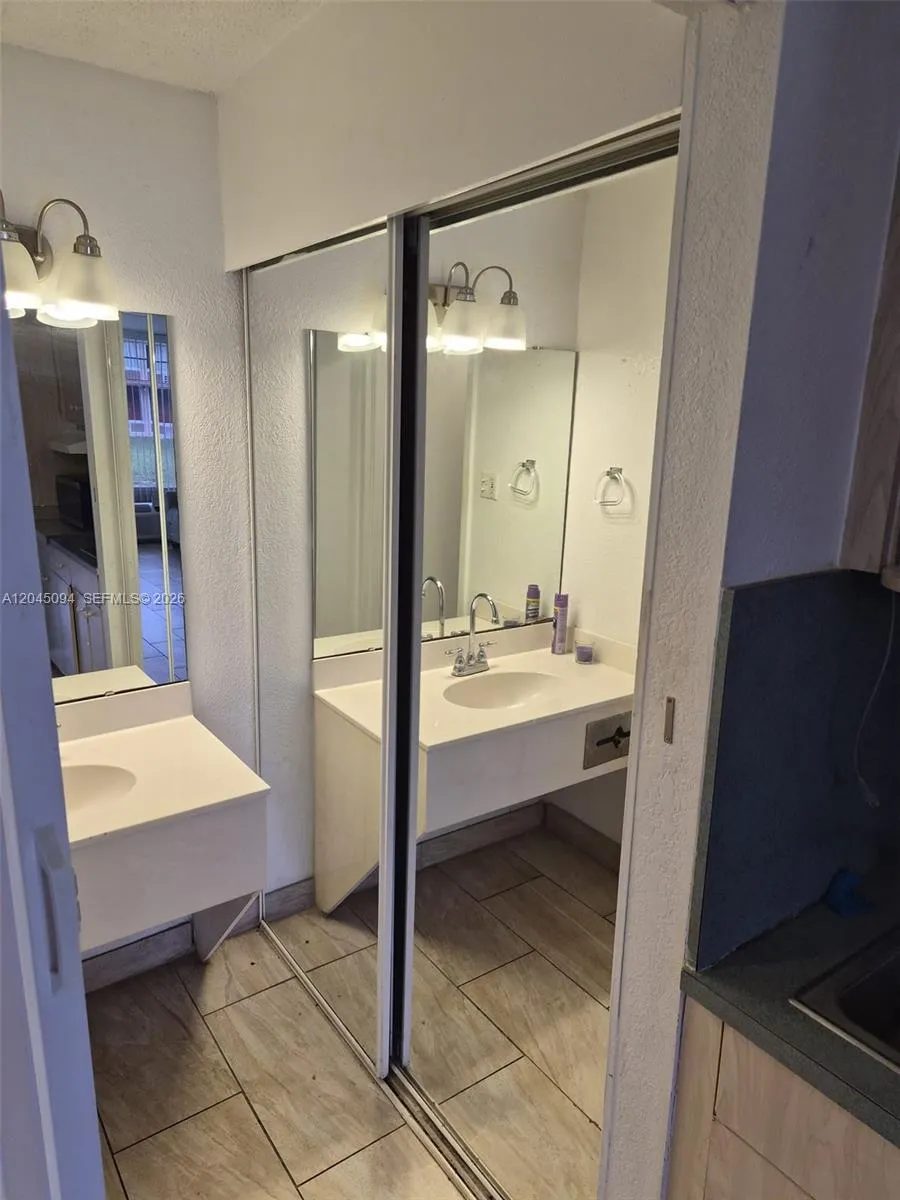 43420 highway 27 #324 Davenport, FL 33837