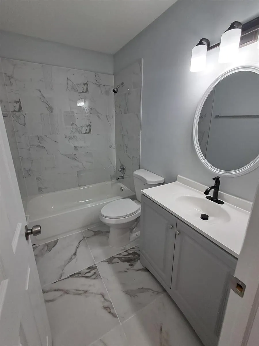622 S 11th Street #11 Fort Pierce, FL 34950