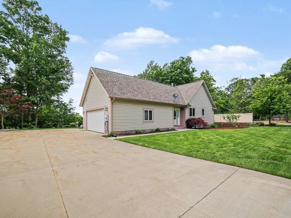 4449 Park Street Fruitland Township, MI 49461