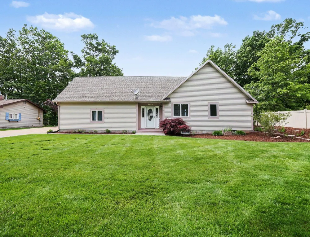 4449 Park Street Fruitland Township, MI 49461