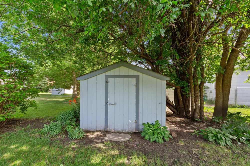 517 Court Avenue Gaylord, MN 55334