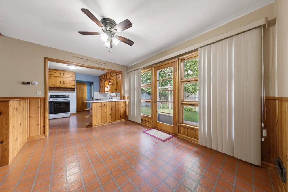 517 Court Avenue Gaylord, MN 55334