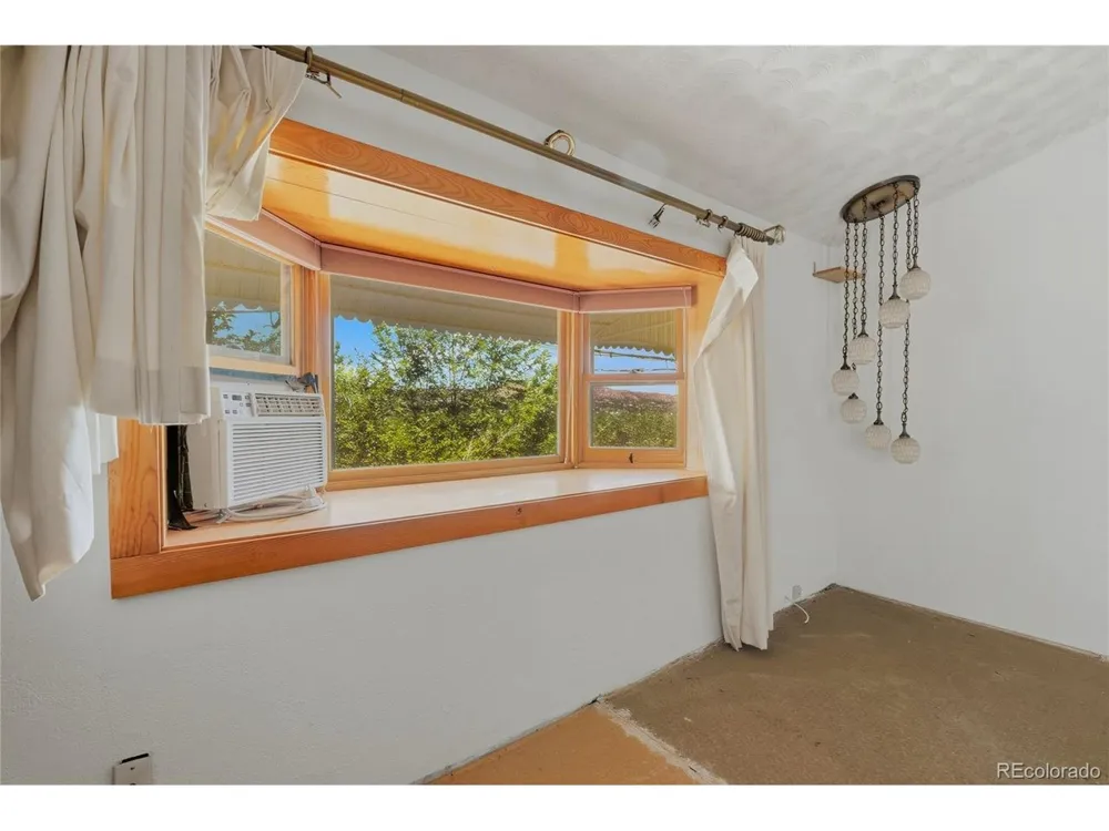 1109 E First Street Trinidad, CO 81082