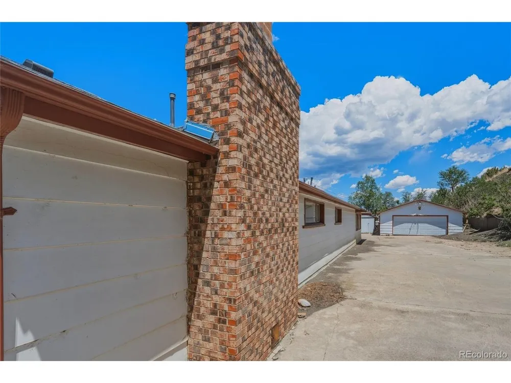 1109 E First Street Trinidad, CO 81082