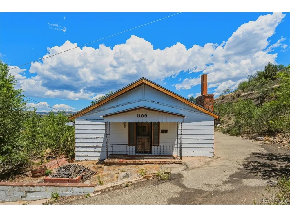 1109 E First Street Trinidad, CO 81082