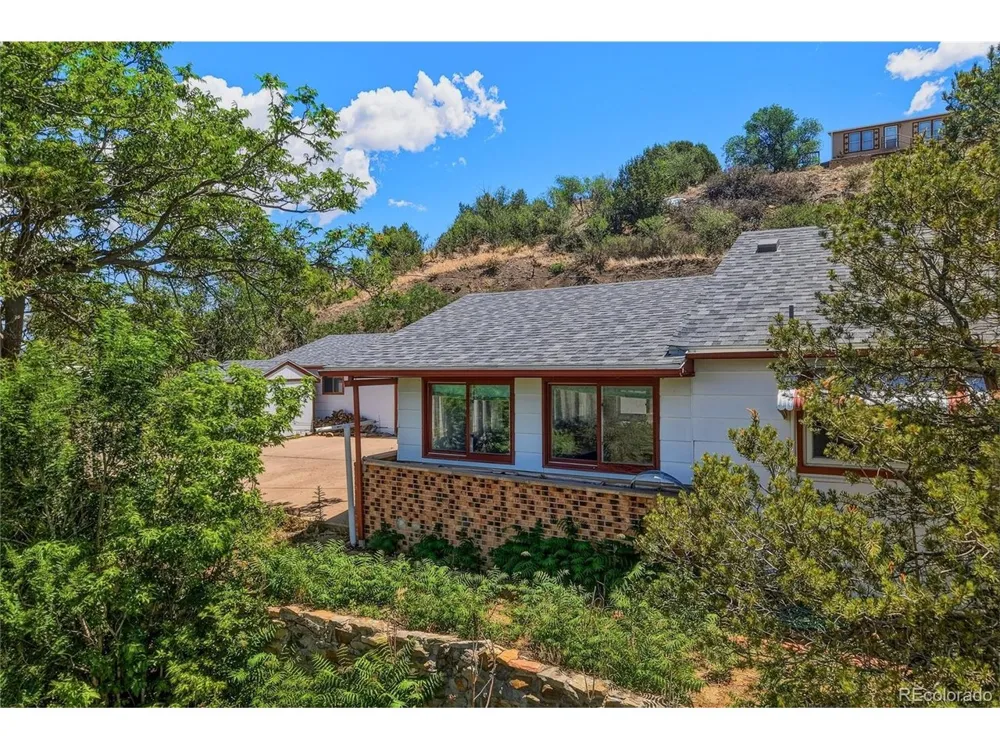 1109 E First Street Trinidad, CO 81082