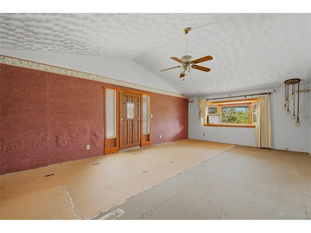 1109 E First Street Trinidad, CO 81082