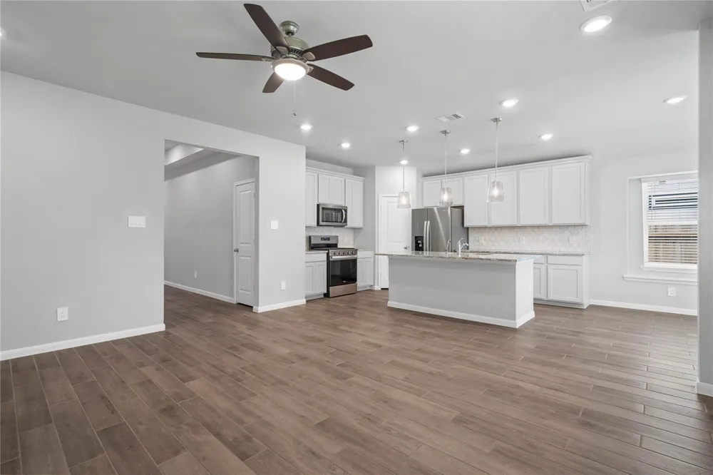 19645 Montgomery Ridge Way Montgomery, TX 77316