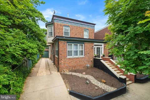 706 RODNEY STREET