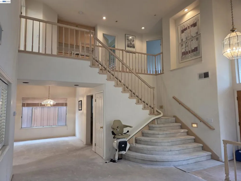 30330 Meridien Cir Union City, CA 94587