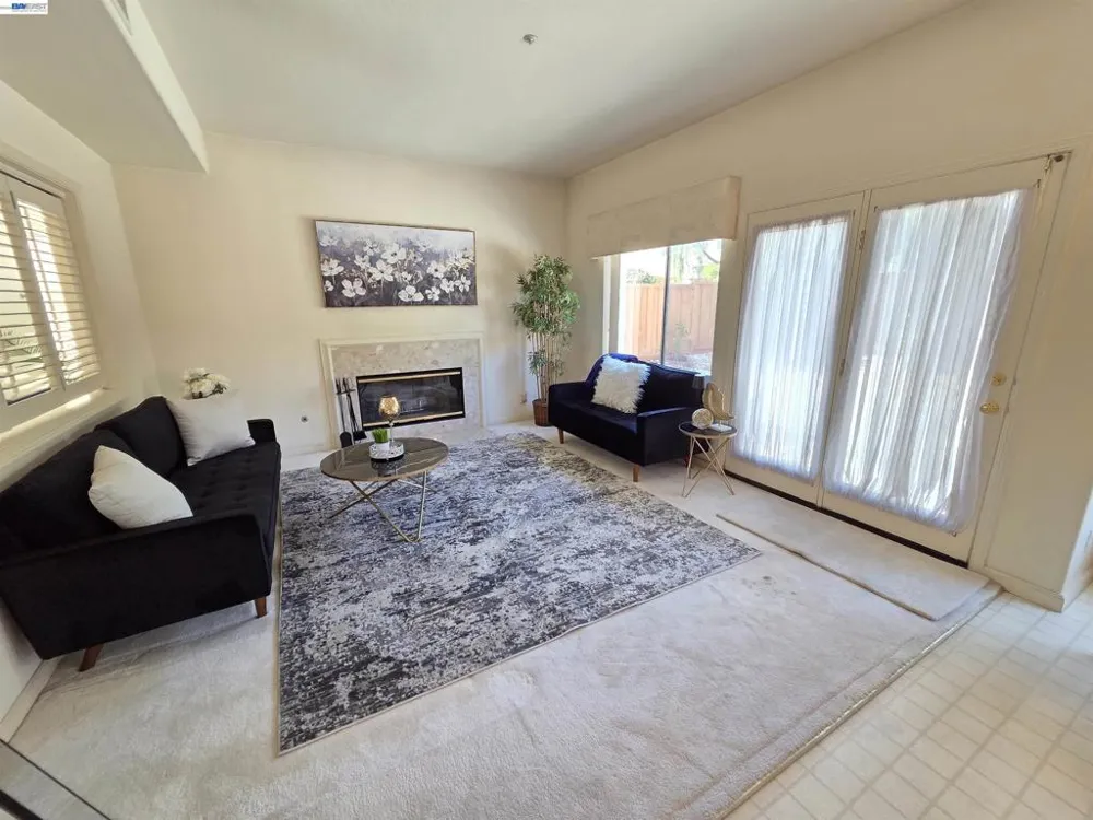 30330 Meridien Cir Union City, CA 94587