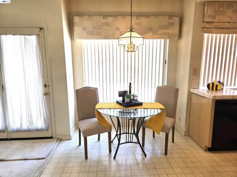 30330 Meridien Cir Union City, CA 94587
