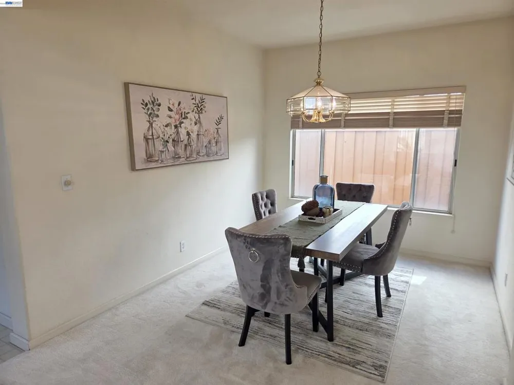 30330 Meridien Cir Union City, CA 94587