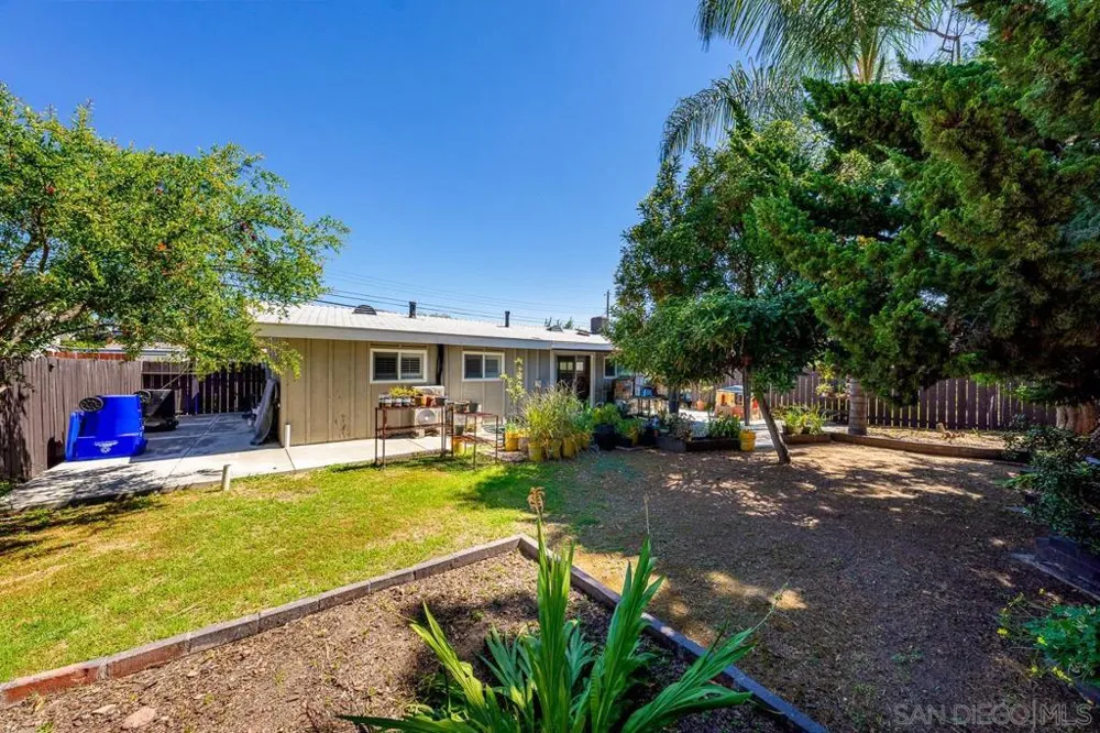 2626 Marathon Dr San Diego, CA 92123