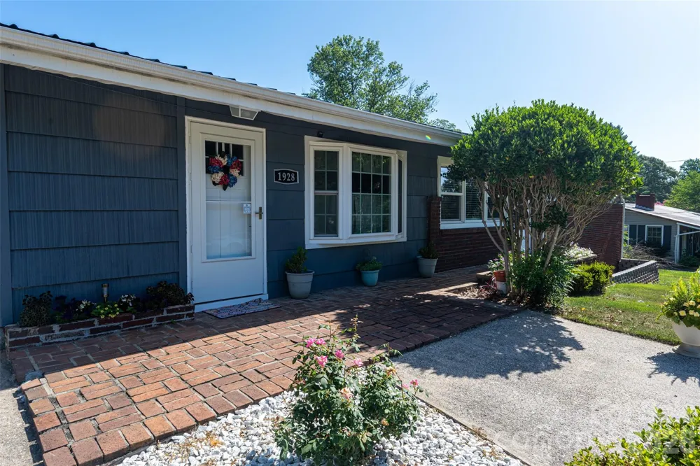 1928 Marigold Lane Hudson, NC 28638