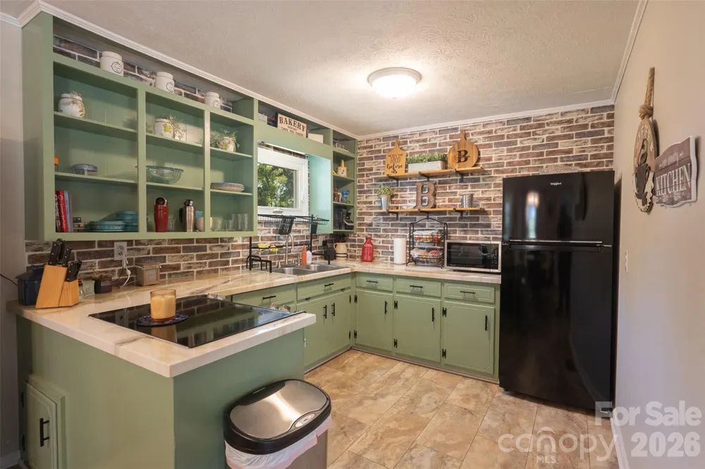 1928 Marigold Lane Hudson, NC 28638