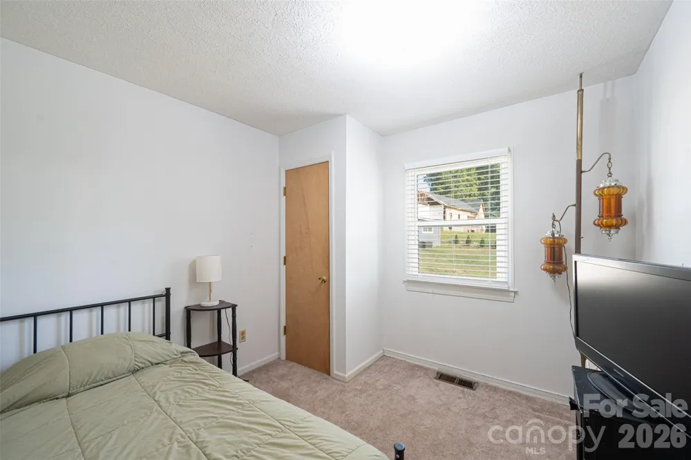 1928 Marigold Lane Hudson, NC 28638