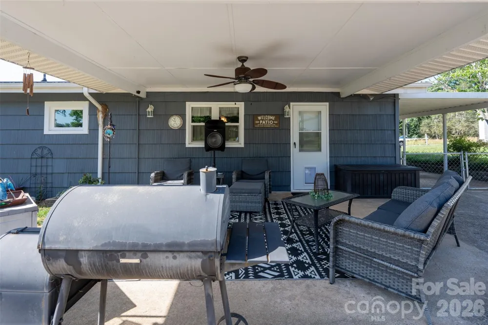 1928 Marigold Lane Hudson, NC 28638