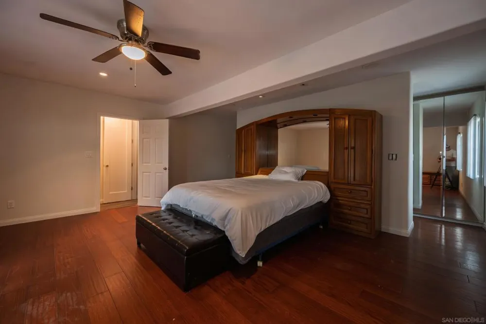 444 Avalon Dr. Vista, CA 92084