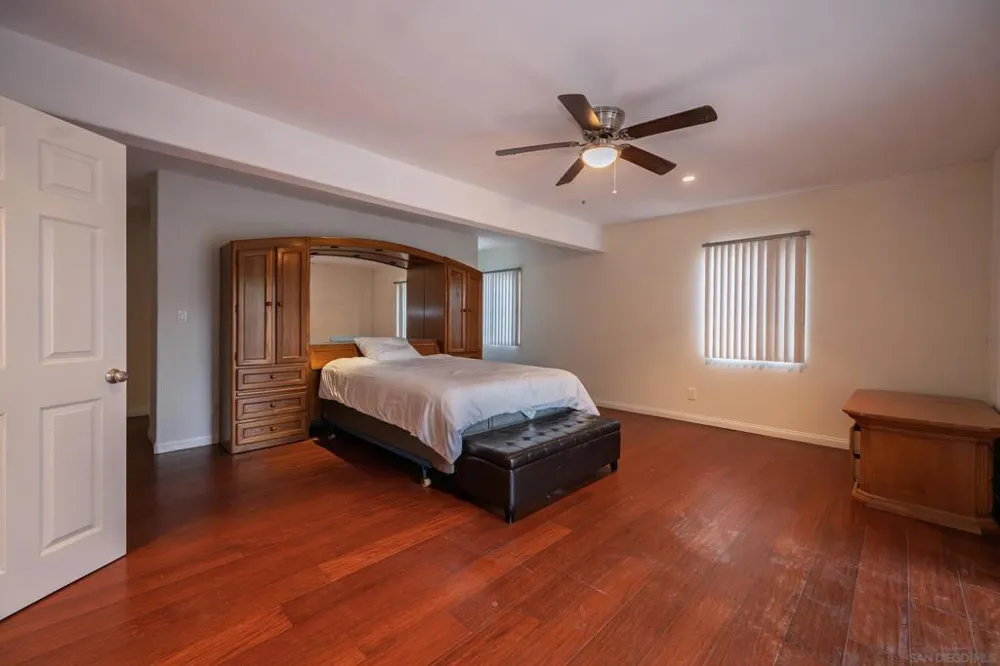 444 Avalon Dr. Vista, CA 92084